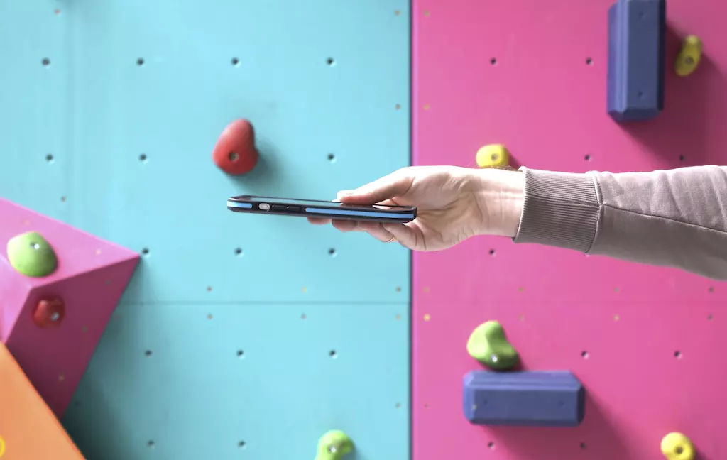 iphone-13-pro-drop-test